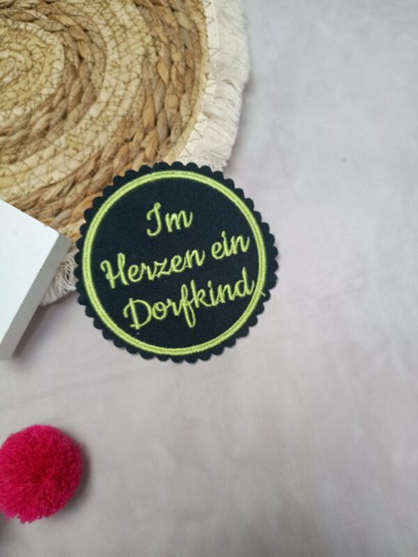 Schulkind Button " Im Herzen ein Dorfkind"