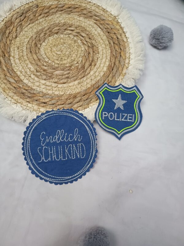 Schulkind Button und Polizei zum pimpen