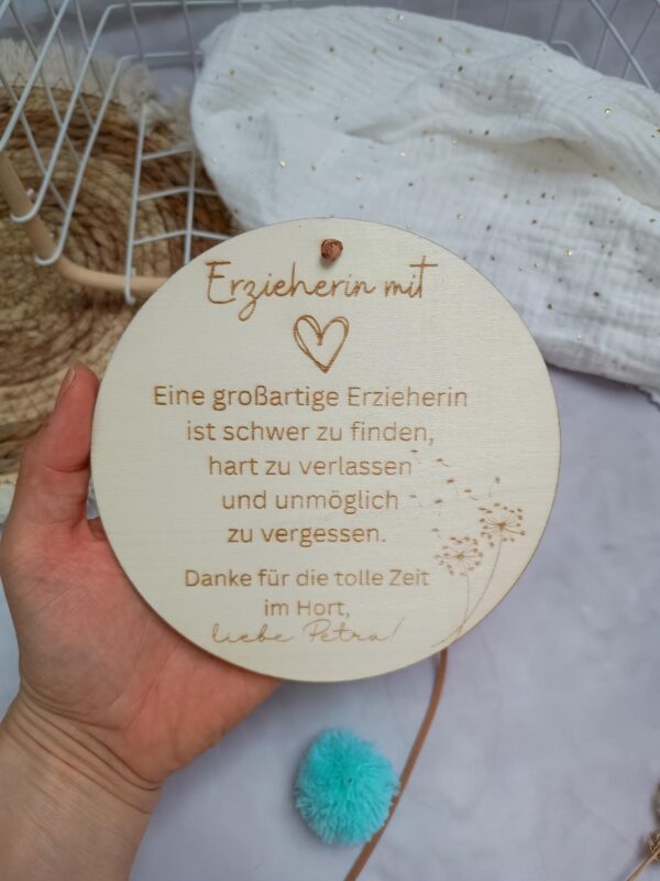 Holz  Anhänger Button Geschenk für Erzieherin – Bild 2