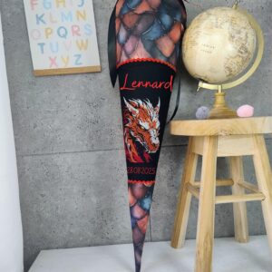 Schultüte Drache Rot mit Namen und Datum