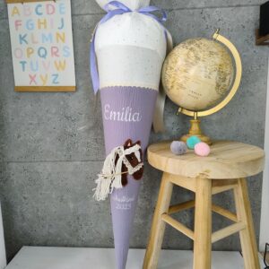Schultüte aus Musselin mit Pferd 3 D Mähen in Flieder mit Namen