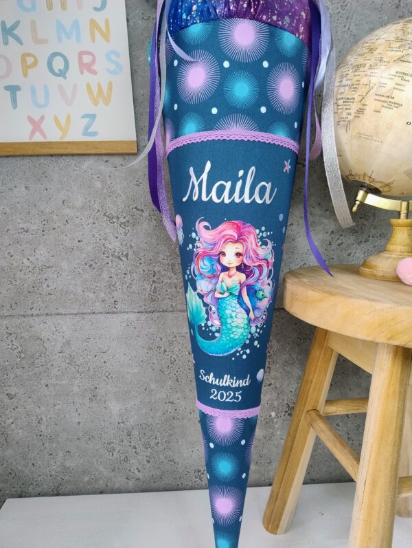 Schultüte zum Mermaid Delia mit Meerjungfrau Namen und Tüll – Bild 2