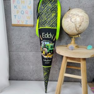 Schultüte Nähset zum Mähdreschbär mit Grünem Traktor Namen aus Stoff