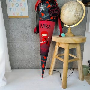 Schultüte zum Teakbärdo mit Ninja und Namen  personalisiert -rot