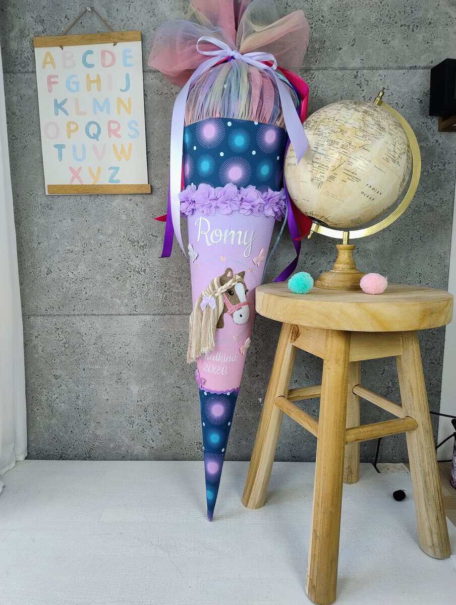 Schultüte zum Mermaid Delia mit 3D Pferd  Namen und Tüll